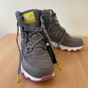 Women’s Kinetic Sport Bootie - Sorel Size 7US